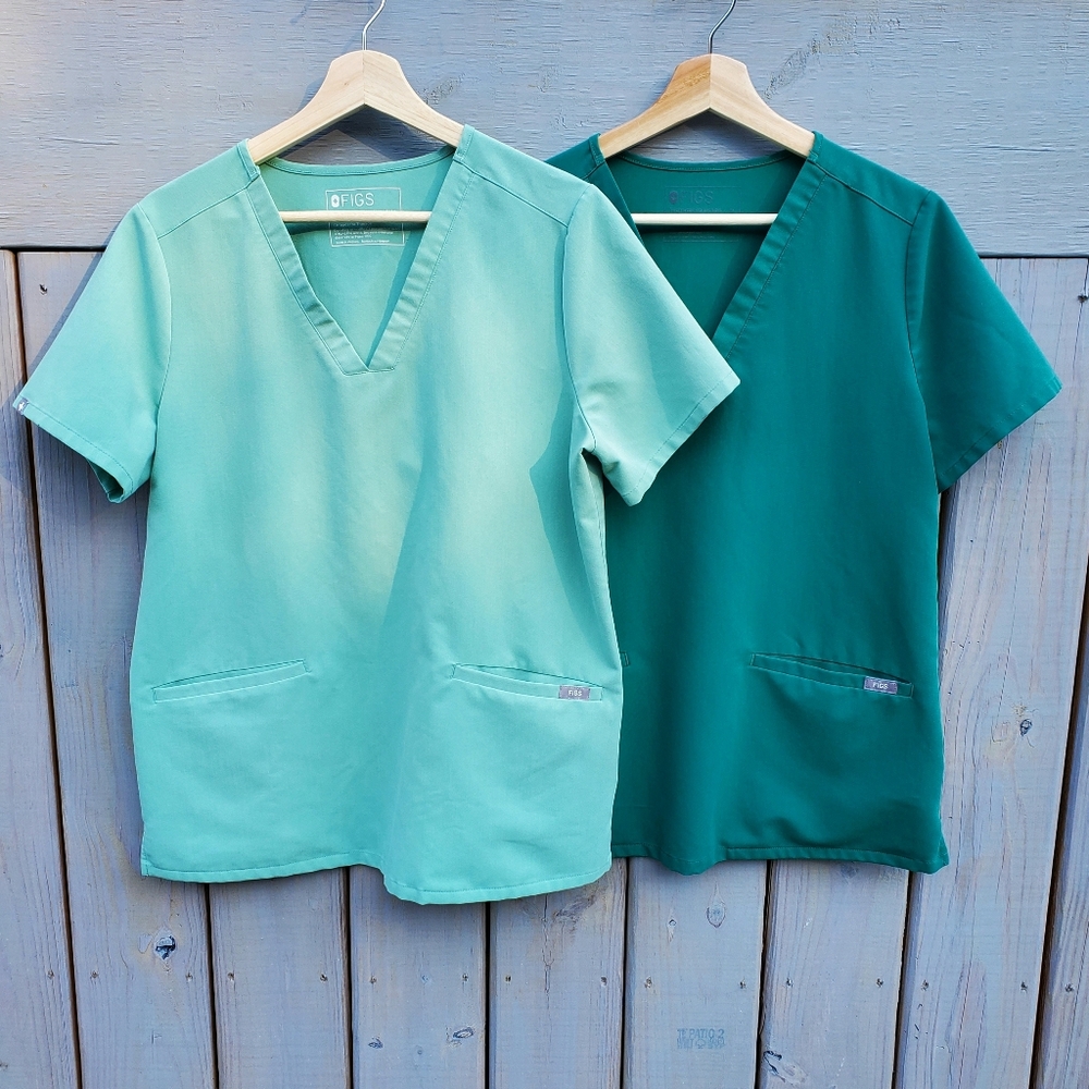 FIGS Women's LOT OF 2 Scrub Tops Casma Sz M Jade & Hunter Green EUC Nurse Wear